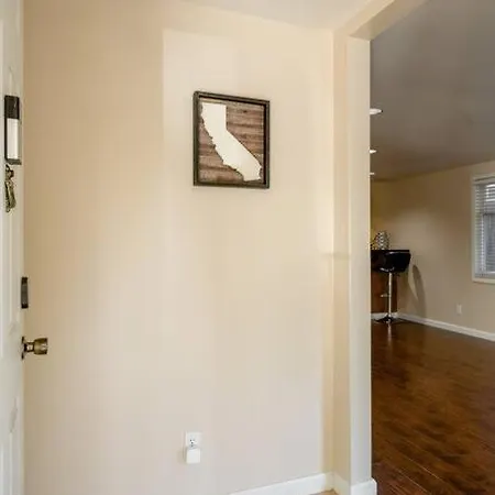 *2Bdr Victorian Home Away From Home - *Central Loc Sacramento Exterior photo