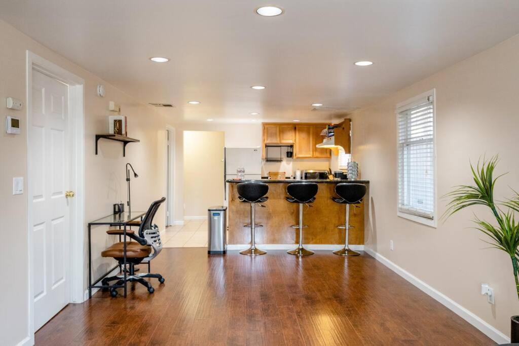 *2bdr Victorian Away From - *central Loc